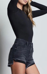 Good American Good Curve Jean Shorts Size 6/28 Photo 0