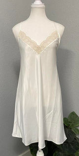 Flora Nikozi White Slip Dress Heart Lace Trim Open Back Flowy Coquette Fairy Photo 0