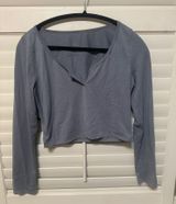 Lululemon Long Sleeve Cropped Shirt Photo 0