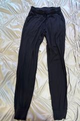 Joggers Photo 0