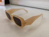 Sunglasses Prada Photo 0