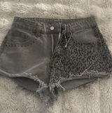 Shein Cheetah print jean shorts!! Photo 0