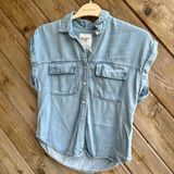 Abercrombie and Fitch super soft button down denim shirt size xs Photo 0