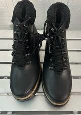 Marc Fisher Black Lined Rubber Fairly Waterproof Winter Lace Up Boots SZ… Photo 0