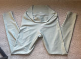 Alo Yoga High-Waisted Leggings Photo 0