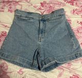 Emmet Shorts Photo 0