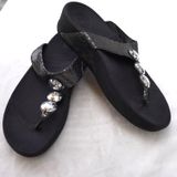 FitFlop Sandals Women Size 8 Black Snakeskin Crystal Microwobbleboard Thong Photo 0