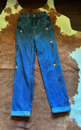 Vintage Lawman medium washed high rise jeans size 0 slim fit will measure upon request The only flaw on these jeans is the zipper is missing on the fly BUT that's such a easy fix. Price reflects. Photo 0