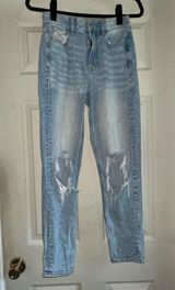 American Eagle Jeans Mom Photo 0