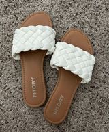 FITORY Womens Flat Sandals White Size 8 Photo 0