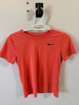 Nike Tee Shirt Women’s Photo 0
