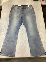 Judy Blue Women 18W Mid Rise Bootcut Jeans Light Wash Side Slit JB82552LT-PL‎ Photo 0