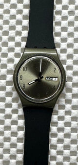 Swatch Watch Pearly Green GG712 Contemporary Photo 0