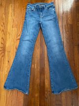 American Eagle Low-Rise Jeans Flare Stretch Photo 0