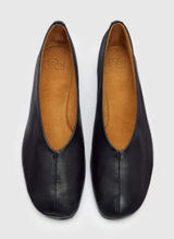 New Reformation Blaine Flat Black Leather Size 8 Photo 0