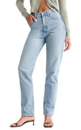 Abercrombie Curve Love Ultra High Rise 90s Straight Jean 29 or 8 Long in Vintage Wash Photo 0
