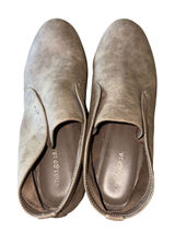 Indigo Rd. Taupe‎ Ankle Booties Women's Size 7.5M Slip On Casual Photo 0