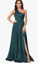 Emerald Green Sequin Prom Dress Size 18 Photo 0