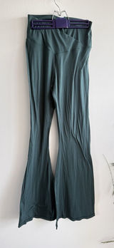 OFFLINE by Aerie Real Me High Waisted Crossover Flare Leggings Green XL Photo 0