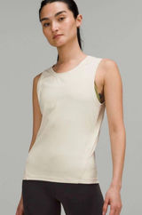 Lululemon 🍋 Nulu‎ Back-Twist Tank Photo 0