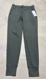 Yogalicious lux NWT lux maya illusion jogger mulled basil XS MSRP$78 Photo 0