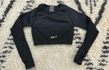 Arise Cropped Shirt Photo 0