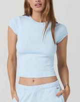 NWT Vuori Halo Baby Tee Womens Large Soft Sky Heather Blue Athletic Gym Lounge Photo 0