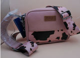 Wrangler Pink Cow Print Crossbody Camera Bag Western Montana West‎ Guitar Strap Photo 0