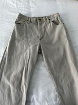 High-Waisted Jeans Photo 0