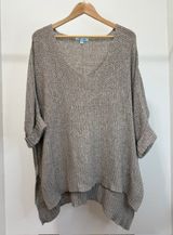 She + Sky Oversized V‑Neck Sweater - Taupe – One Size Photo 0