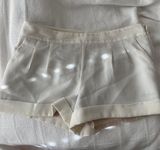 Shorts Photo 0