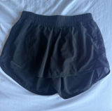 black lululemon hotty hots 4 inch Photo 0
