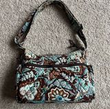 Vera Bradley Purse Photo 0