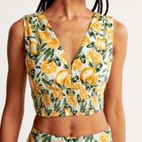 Abercrombie & Fitch Linen Blend Lemon V Neck Cropped Tank Top Photo 0