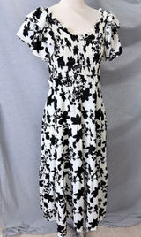 Umgee Maxi Dress Black White Floral Smocked Flutter Sleeve Tiered M Photo 0