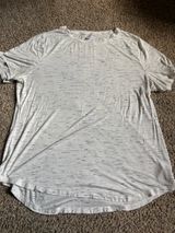 Old Navy White Speckled Crew Neck Short Sleeve Tee Photo 0