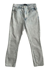 Abercrombie & Fitch Women's Light Wash Simone High Rise Ankle Jean‎ 4S Photo 0