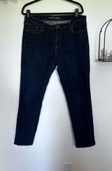 Old Navy Original Mid Rise Jeans Size 14 Photo 0