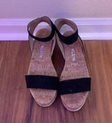 Anne Klein Black Wedge Shoe Photo 0