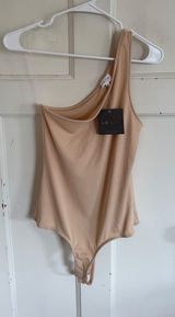 NWT Le Lis‎ Imani one shoulder nude bodysuit size medium Photo 0