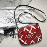 💙💖 Brighton‎ Holiday Holly Leaf Red Bird Canvas Crossbody Photo 0