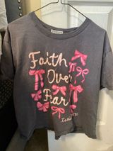 Vintage Thread Universal T-Shirt Photo 0