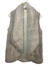 Altar'd State Women's‎ Ivory Open Front Sherpa Vest, Size XS Photo 0