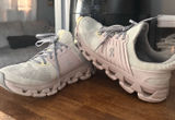On Cloud Shoes Photo 0