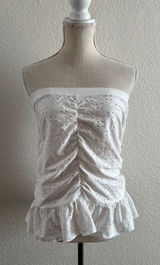 Unbranded Eyelet Lace Tube Top Size L White Ruched Ruffle Hem Strapless Photo 0