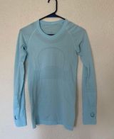 Long Sleeve Swiftly Tech Photo 0