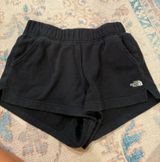 The North Face Black Shorts Women’s Photo 0