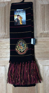 Harry Potter Gryffindor Scarf - Black with Red & Gold Stripes Photo 0