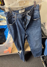 Abercrombie ankle straight jeans size 6 // 081259 Photo 0