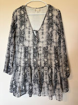 Altard State Snakeskin Print Tiered Babydoll Mini Dress Grey Black Long Sleeve M Photo 0